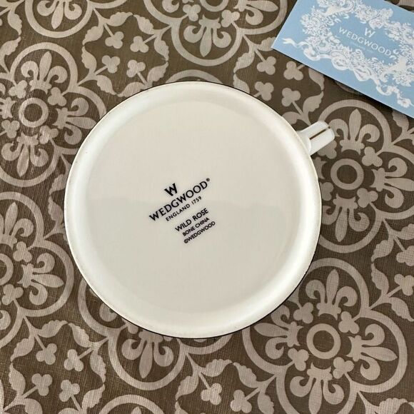 Wedgwood Archive Collection Wild Rose Black Bone‎ China Coffee mug NEW rare! - Picture 7 of 11
